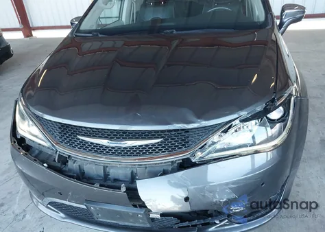 2018 Chrysler Pacifica Limited z USA, uszkodzony, nr VIN 2C4RC1GG5JR357785